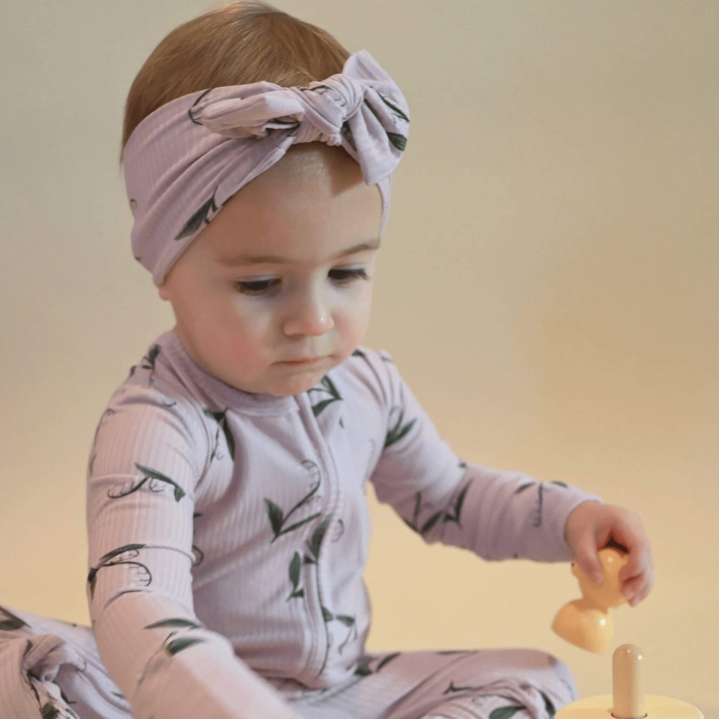 Ribbed Lilies Bow - Little Venture Co.