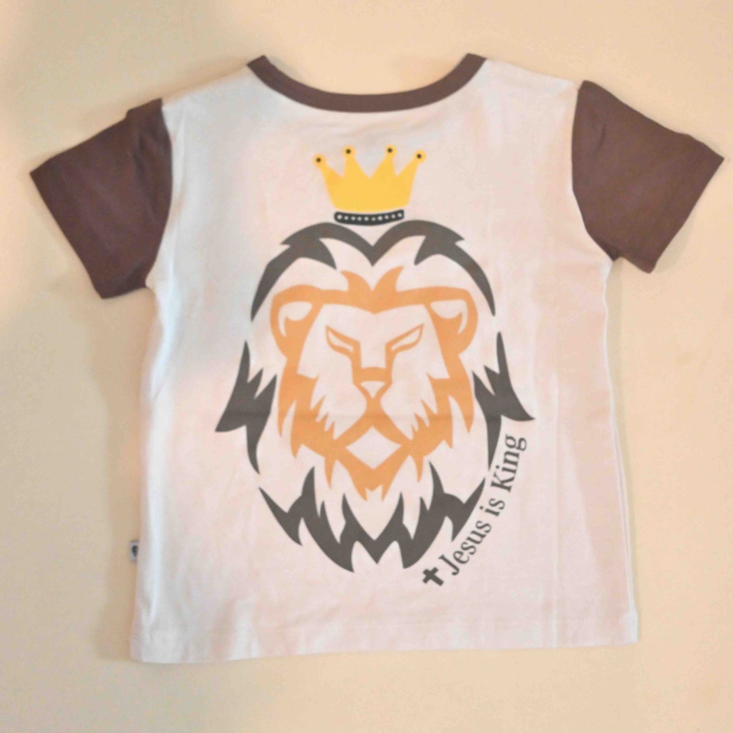 jesus is king tee back