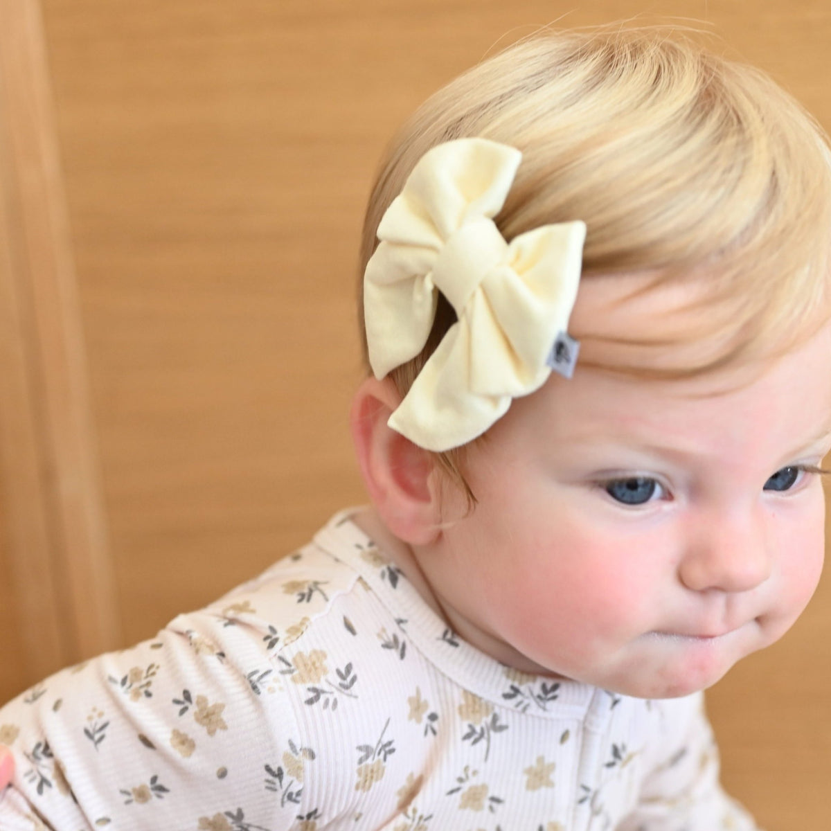 Oat Butterfly Clip Bow - Little Venture Co.